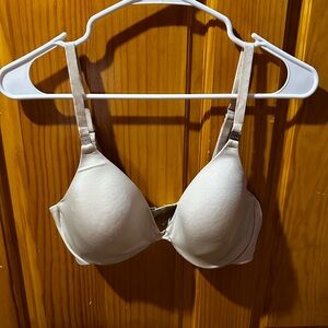 Victoria's Secret Cream Structured Bra with Molded Cups